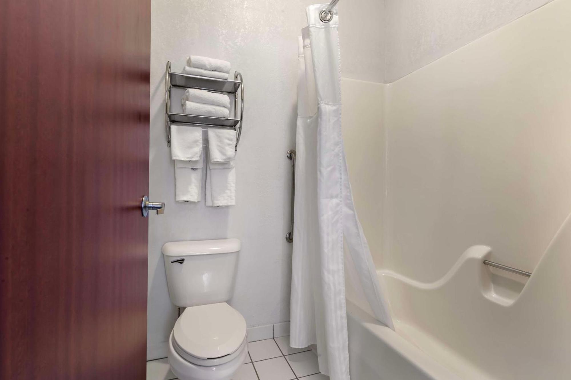 Best Western Sycamore Inn Экстерьер фото